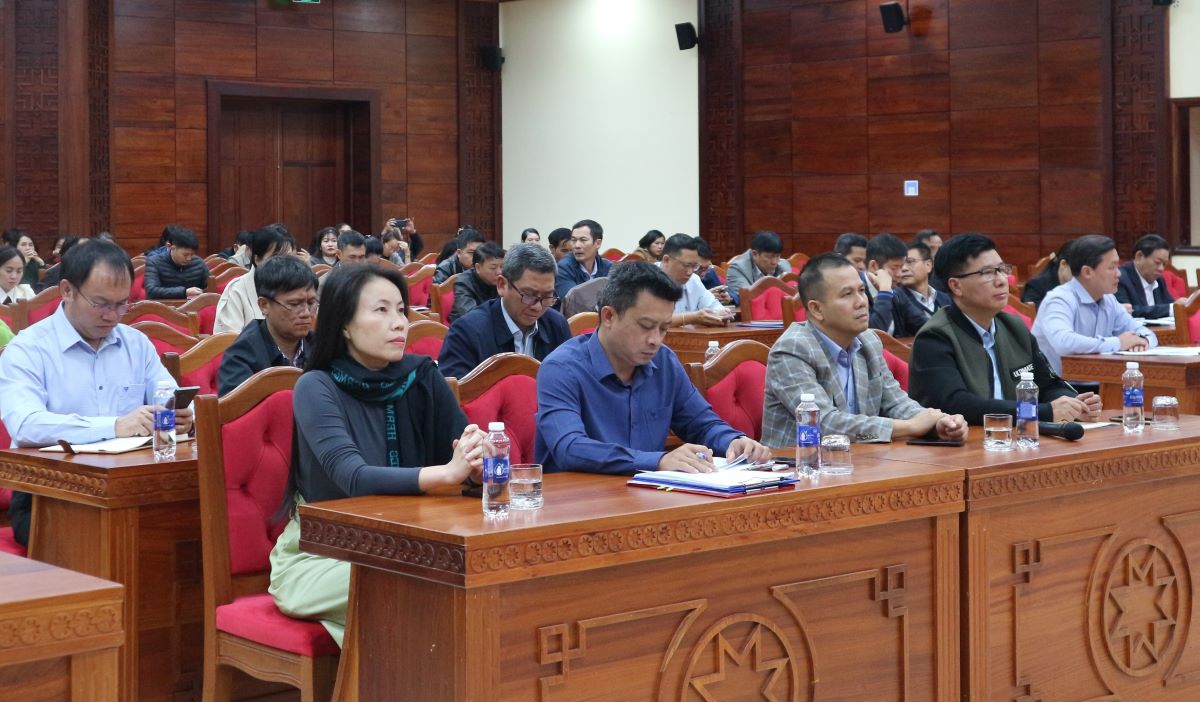 Hội nghị quán triệt và tuyên truyền các văn bản của Trung ương và Tỉnh ủy